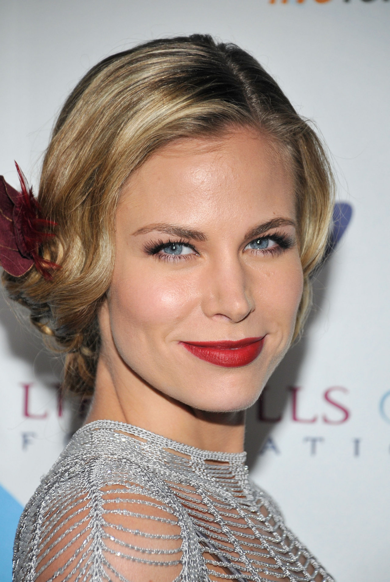 Brooke Burns