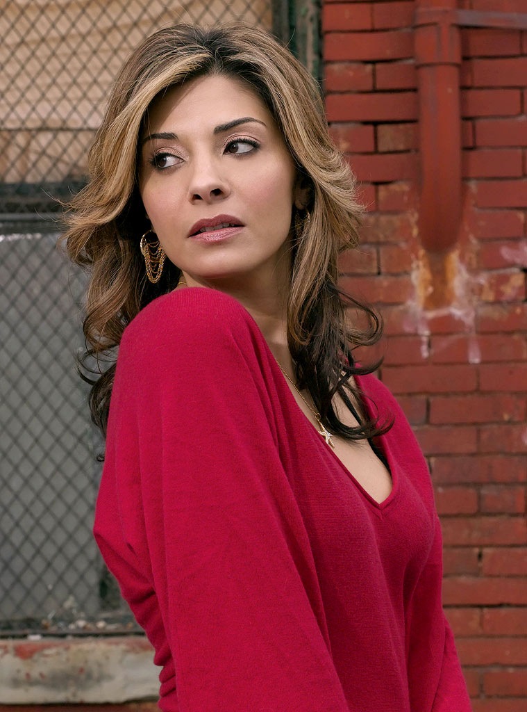 Callie Thorne