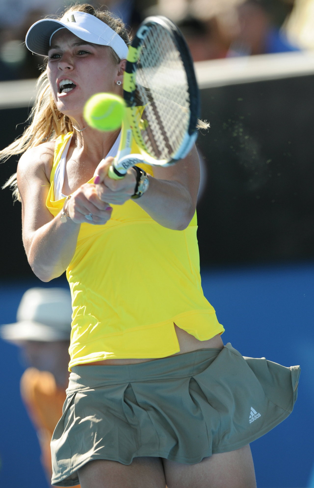 Model Caroline Wozniacki wallpapers (6436)1280 x 1985