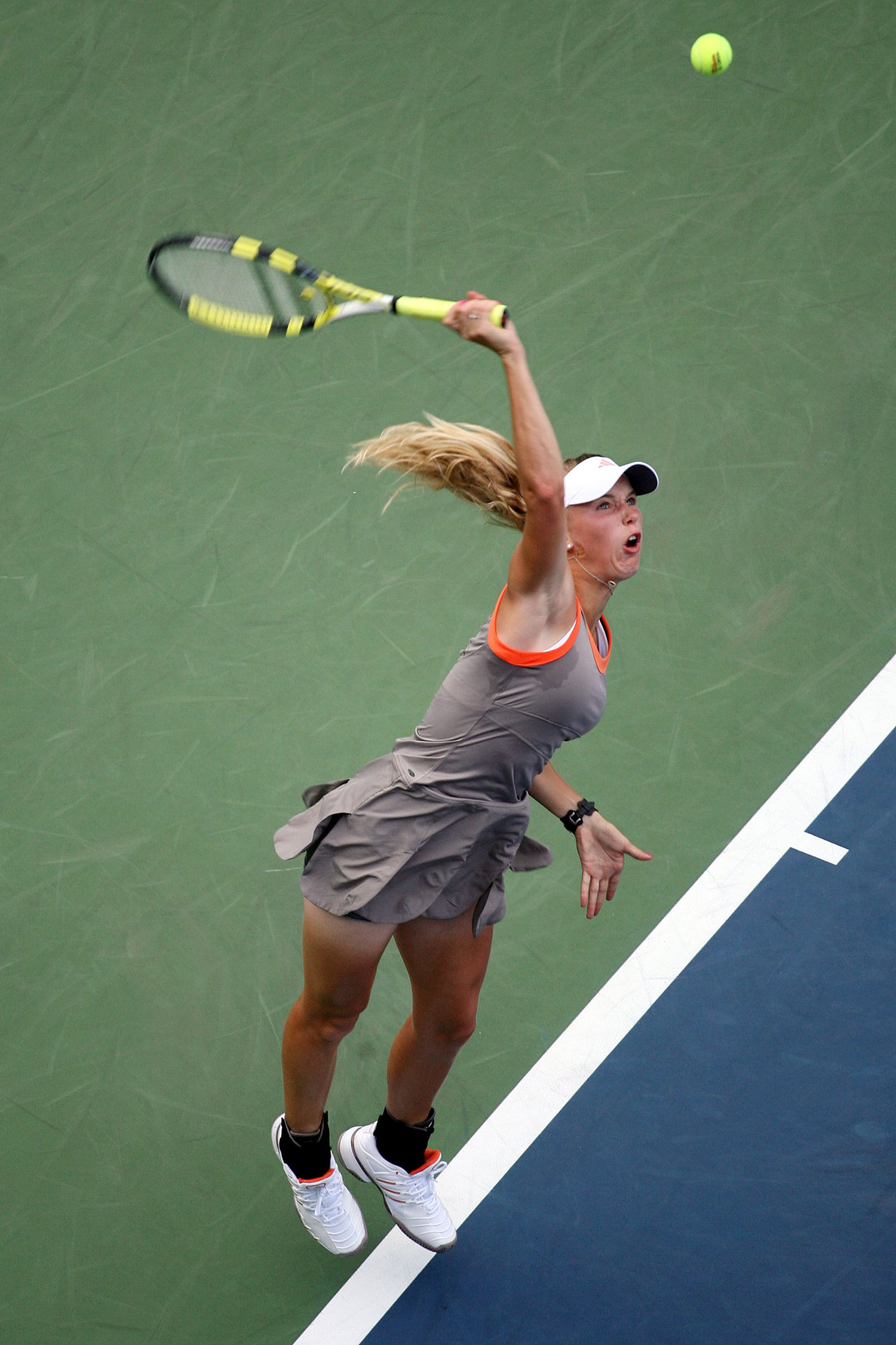 Model Caroline Wozniacki wallpapers (685)1280 x 1920