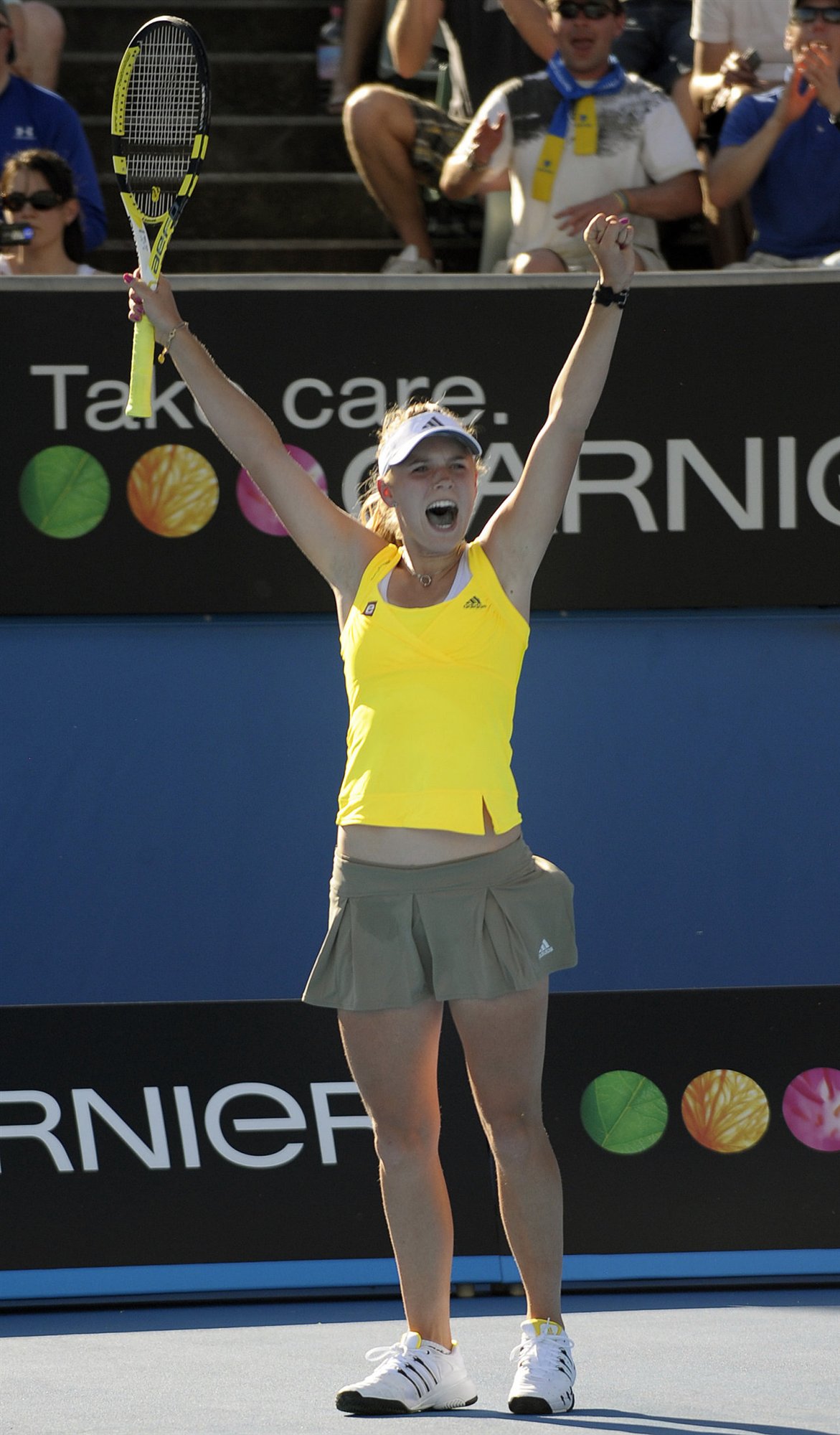 Model Caroline Wozniacki wallpapers (685)1171 x 2000